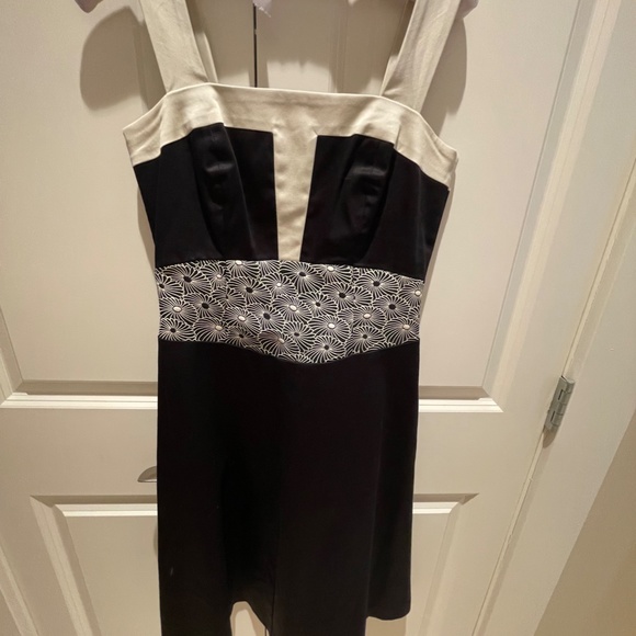 Sweet Chemise Black A Line Dress Size 2 - Picture 2 of 8